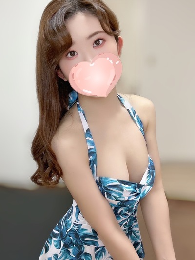 まゆか【天使の施術♡圧倒的恋人感】さんの写真