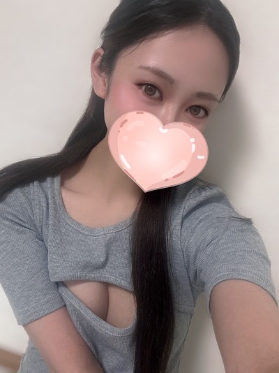 すあ【最高のキレカワ系♡攻めの距離感】さんの写真
