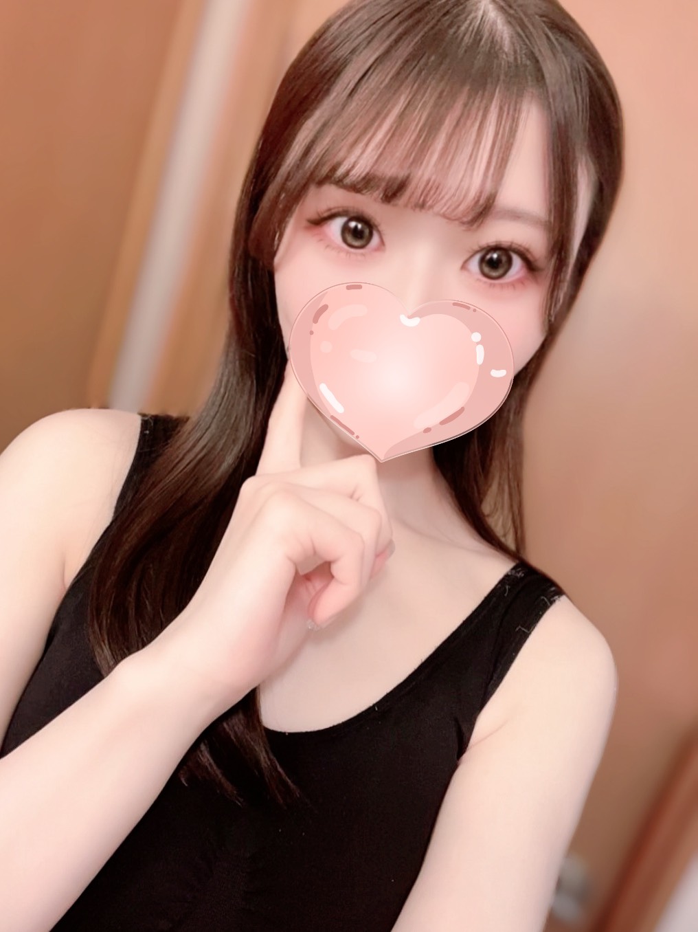 りりか【色白Eカップ♡アイドル級美女】さんの写真