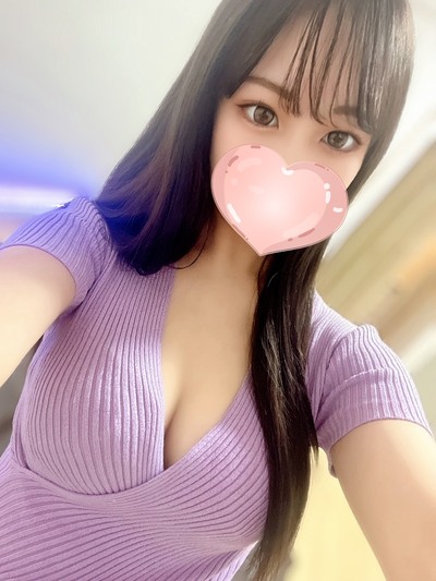 みおん【最高のキレカワ系♡攻めの距離感】さんの写真