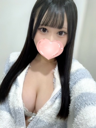 もあ【透き通る白肌♡神スタイル美女】さんの写真