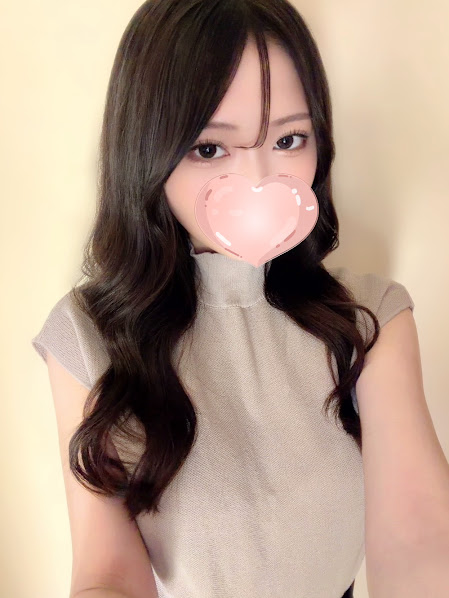 みみ【脳を焼く美貌♡唯一無二の正解】さんの写真