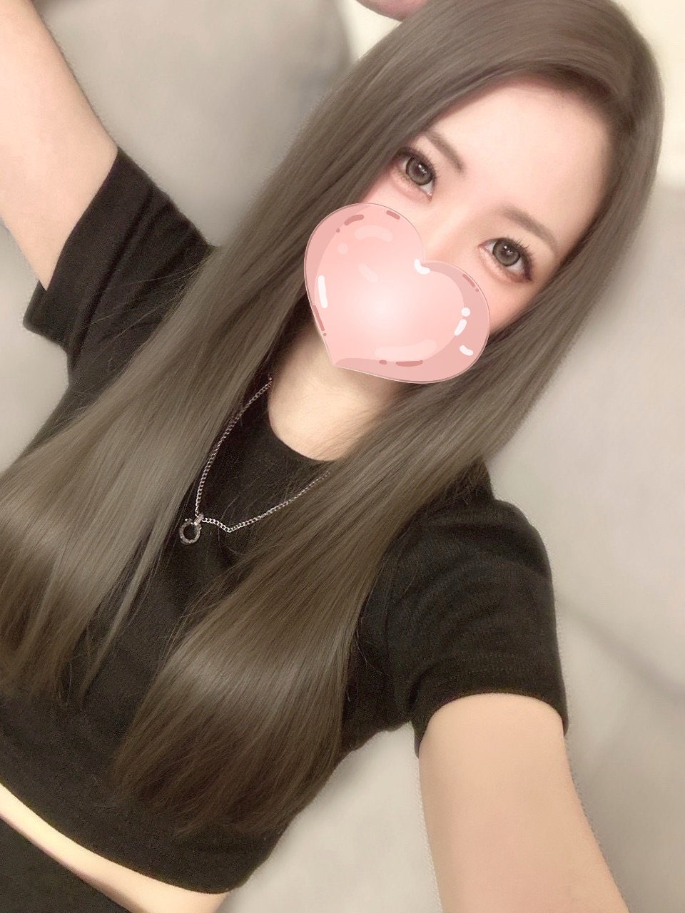 らら【ビジュ爆発♡華やか綺麗系セラピスト】さんの写真