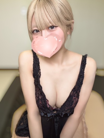 まな【本指名率トップランク♡激カワ素人系美女】さんの写真