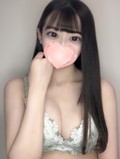 ひな【可愛いが溢れる最強ルックス♡】さんの写真