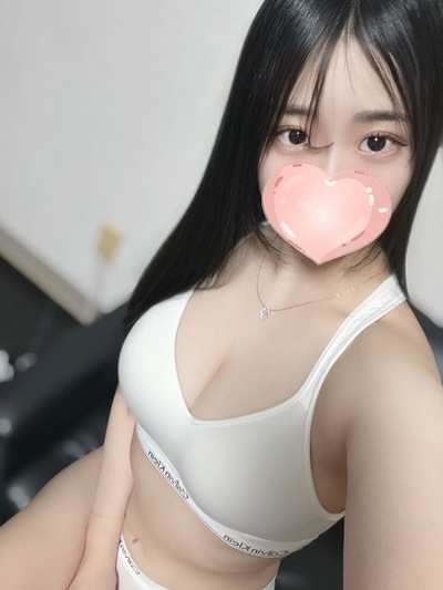 はる【圧倒的ビジュ♡モデル級】さんの写真