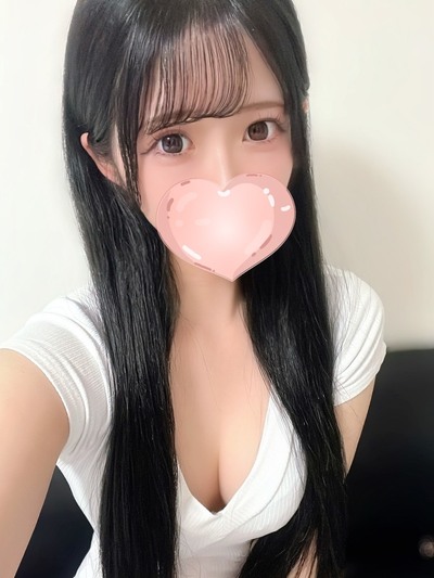 みり【圧倒的神スタイル♡あざと可愛い最高峰】さんの写真