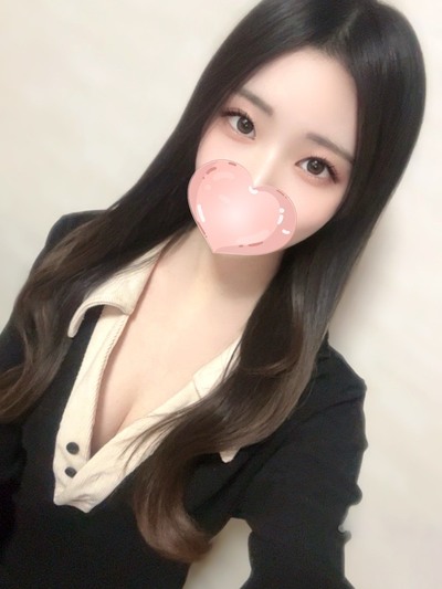 そあ【理想の神シルエット♡至高の白肌】さんの写真