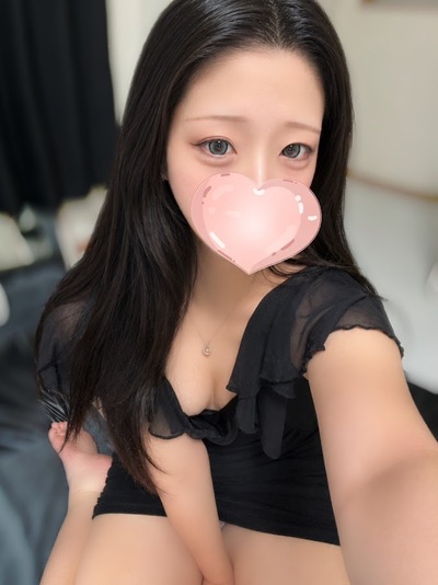 うい【笑顔に沼る♡小柄かわ美女】さんの写真