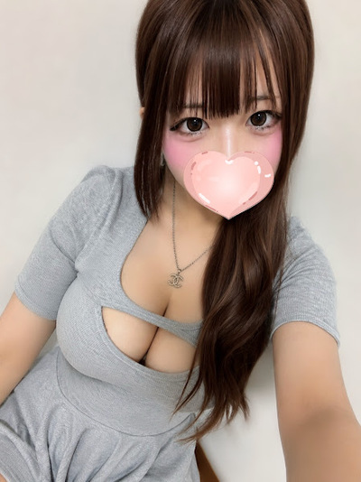 みれい【反則級の可愛さ♡癒しの愛され美女】さんの写真