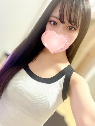 みおん【最高のキレカワ系♡攻めの距離感】さんの写真