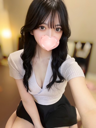 るり【モデル級ルックス♡色気濃厚美女】さんの写真