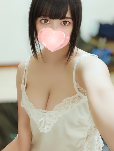 いつき【期待の逸材♡セクシー女優】さんの写真