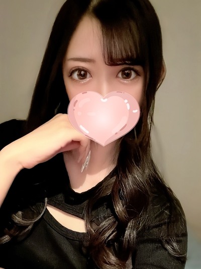 ゆん【完璧ボディ♡清楚系美女】さんの写真