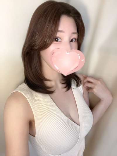 ひめか【衝撃のオール5♡圧倒的な透明感】さんの写真