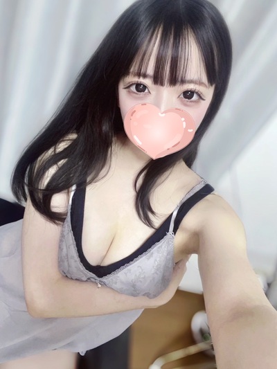 こむぎ【絶対的ヒロイン♡瞳を奪う曲線】さんの写真