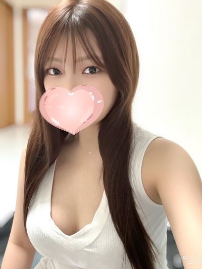 ちか【モデル級美女♡至高の純白ボディ】さんの写真