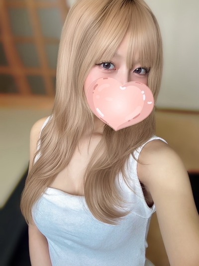 まな【本指名率トップランク♡激カワ素人系美女】さんの写真