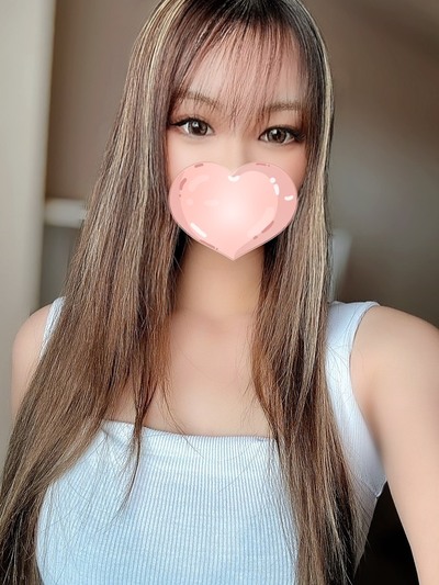 りりな【極上ギャル♡SSS級美女】さんの写真