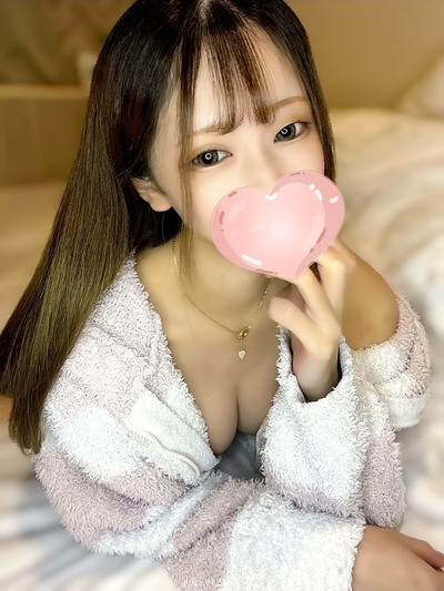 ういあ【色気溢れるグラビア級美女♡】さんの写真
