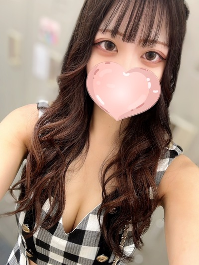 まなつ【プレミア級セラピ♡Gカップボディ】さんの写真