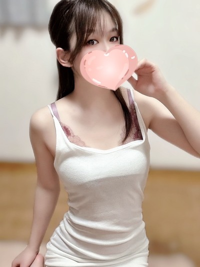 もえ【ゆるふわ清楚系♡キレカワ美女】さんの写真