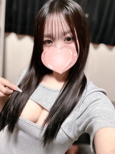おとは【吸いつく白肌♡黄金比の神ボディ】さんの写真