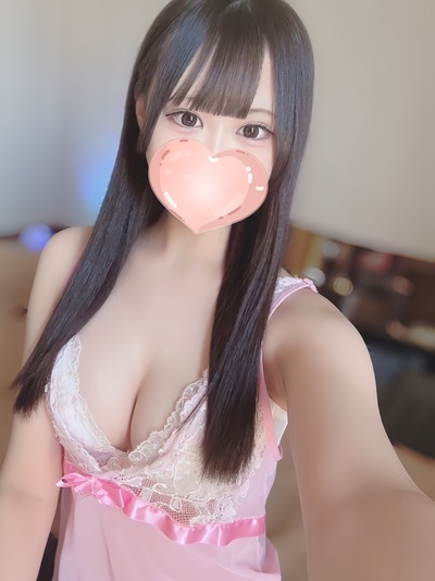 もあ【透き通る白肌♡神スタイル美女】さんの写真