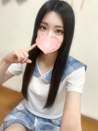 そあ【理想の神シルエット♡至高の白肌】さんの写真