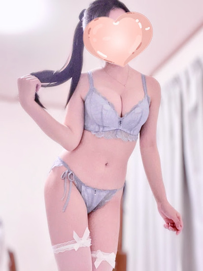 みゆ【小動物級の可愛さ♡癒し系美女】さんの写真